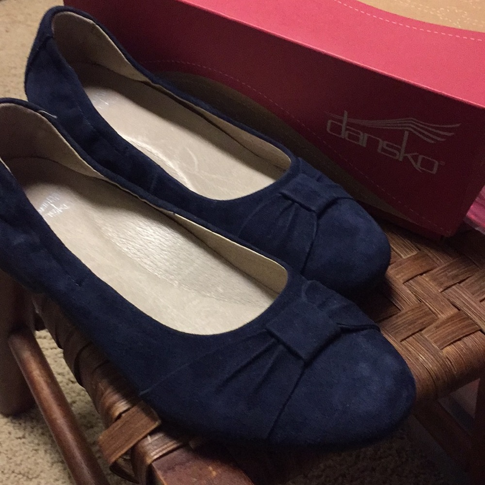 Dansko Lina Kid Suede